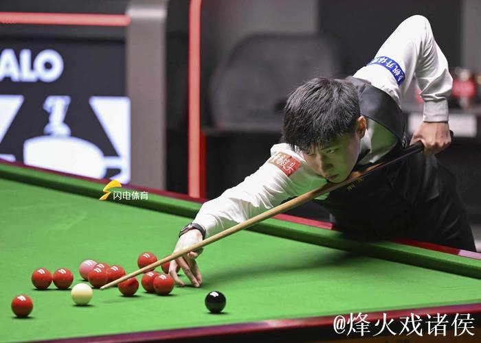 赵心童4-3力克休吉尔 晋级英国公开赛64强 赵心童4-3力克休吉尔 晋级英国公开赛64强